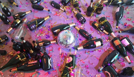 Opera aperta.  | Anche alla spazzatura